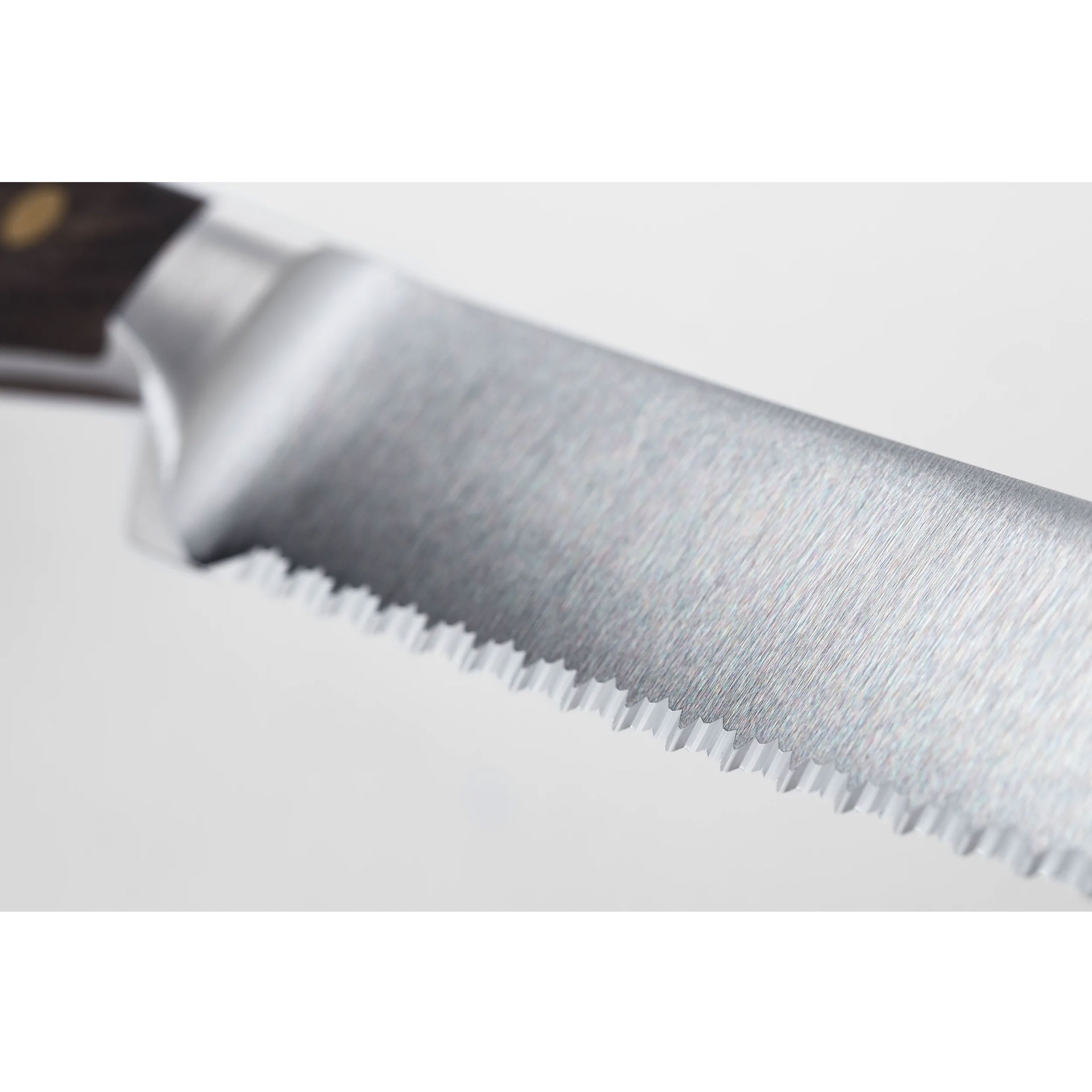 Wüsthof Ikon – nůž na chleba s dvojitým zoubkováním 23 cm | W-1010531123