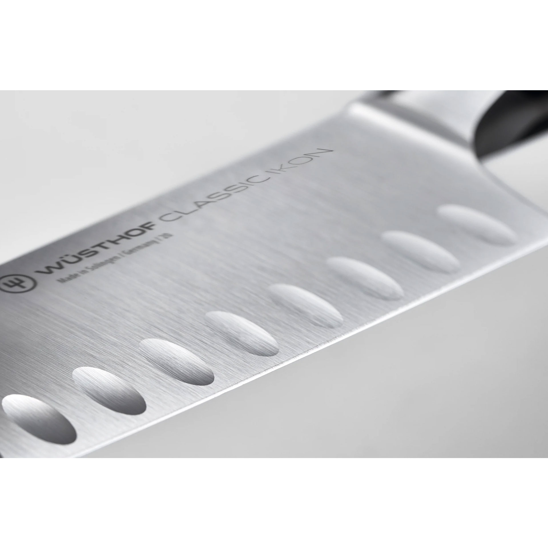 Wüsthof Classic Ikon – nůž nakiri 17/29,7 cm | W-1040332617