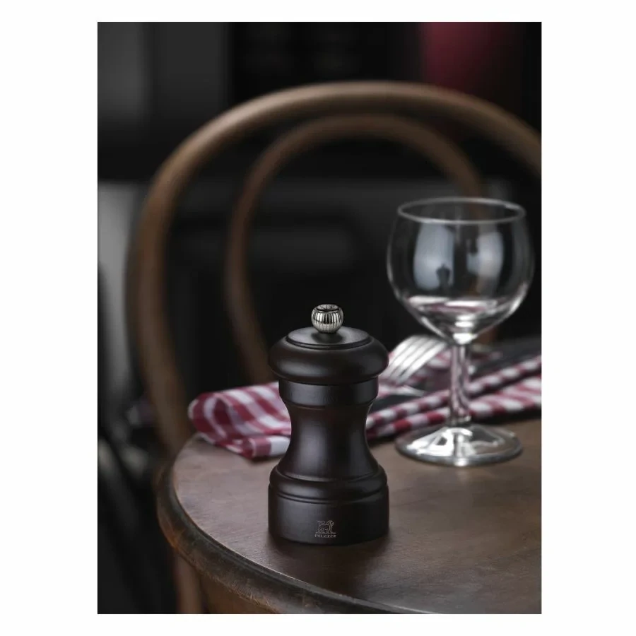 Peugeot Bistro ruční mlýnek na sůl 10 cm – dřevěný, čokoládový (SKU 22600)
