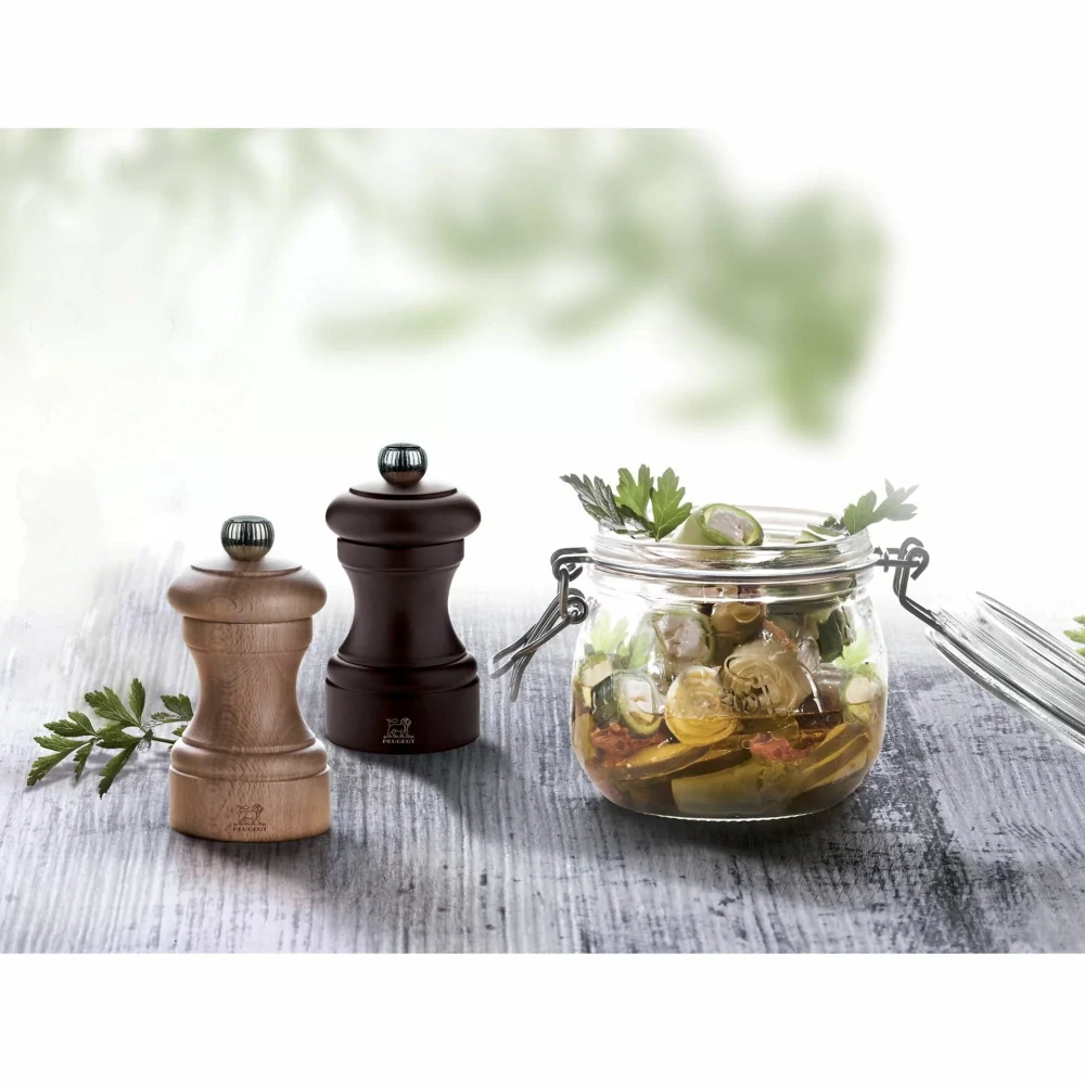 Peugeot Bistro ruční mlýnek na pepř 10 cm – dřevěný, natural (SKU 800-1)