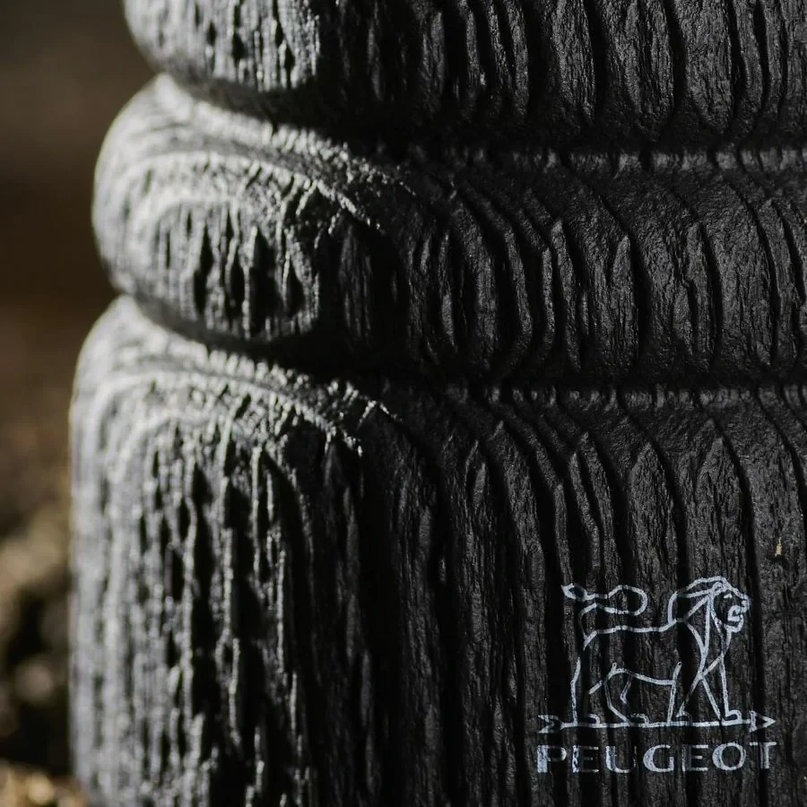 Peugeot Paris Nature Black ruční mlýnek na pepř 40 cm – upcyklované dřevo, bio & fair-trade pepř (SKU 41465)