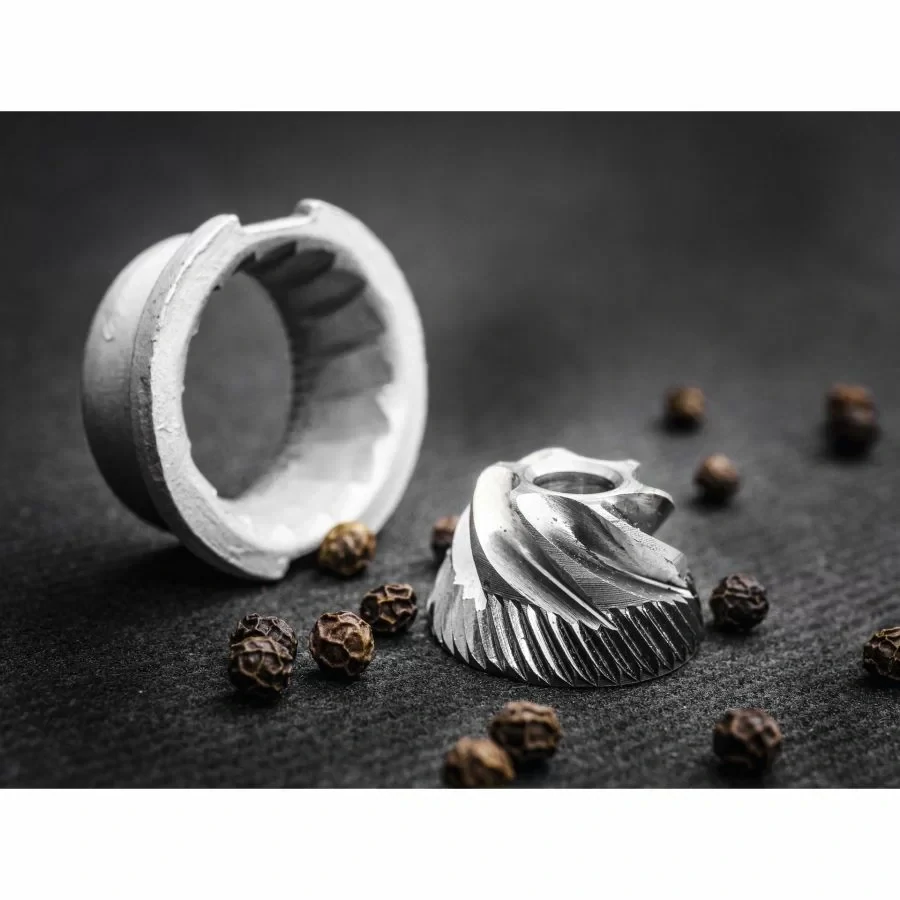 Peugeot Bistro Chef ruční mlýnek na pepř 10 cm – nerezová ocel (SKU 33033).