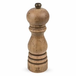 Peugeot Paris Antique ruční mlýnek na pepř 18 cm – bukové dřevo s patinou „aged wood“ (SKU 30957)